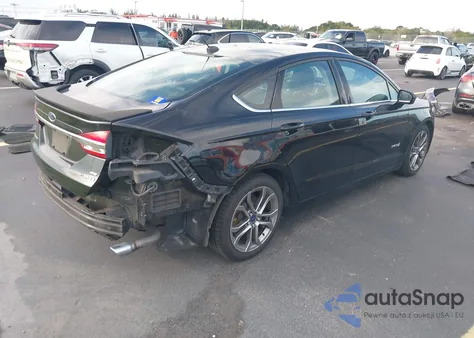 2017 Ford Fusion Hybrid Se из США, поврежденный, VIN 3FA6P0LU6HR324477